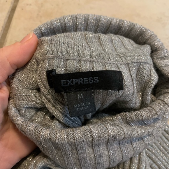 Express Silver Metallic Ribbed Turtleneck Sweater M Sparkle Holiday Knit - Picture 3 of 6